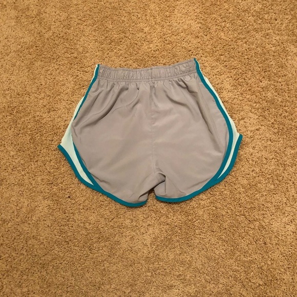 Nike athletic shorts - Picture 2 of 2